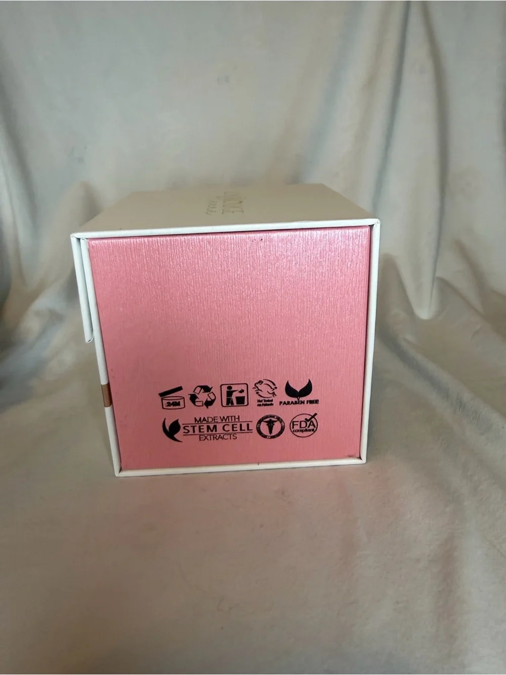 LAROUGE Luxe Age Renewal Moisturizer with Stem Cell Extracts